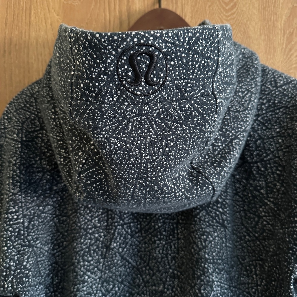 Lululemon Scuba Hoodie, size 12